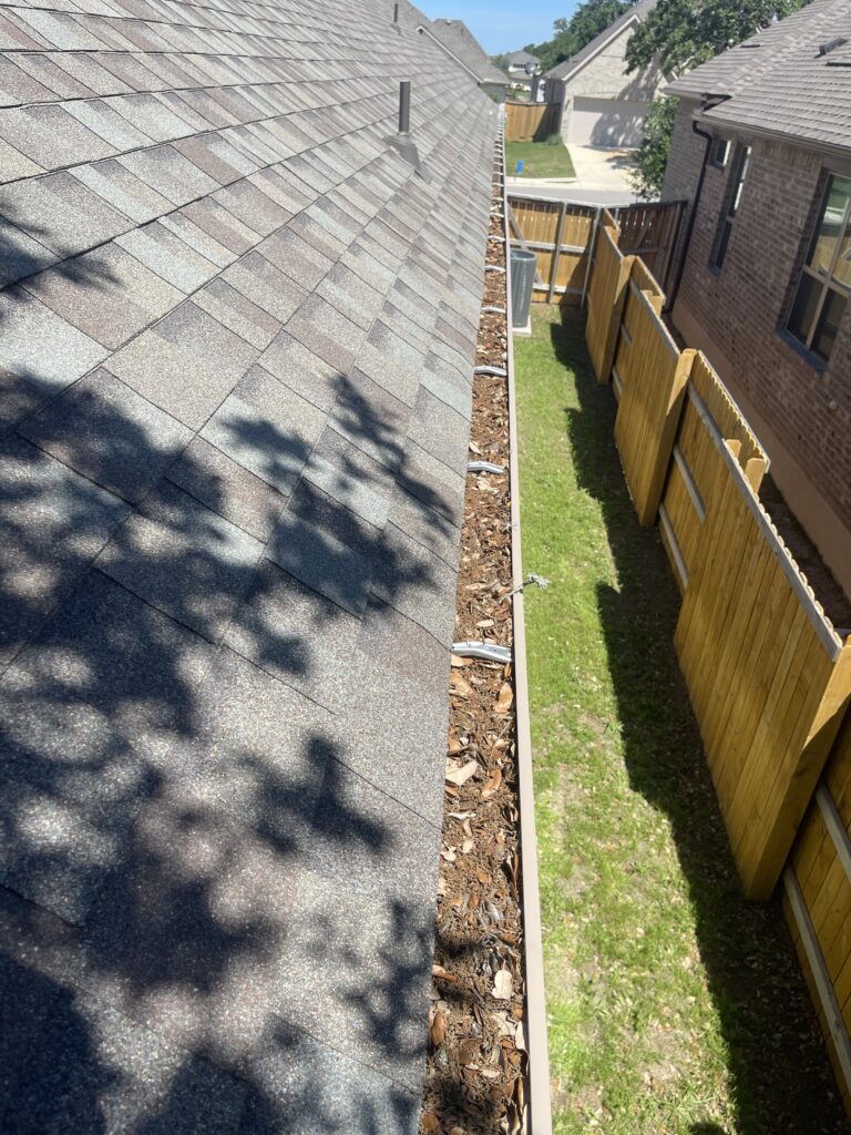 Rain Gutter Cleaning